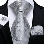Kit Gravata Masculina DiBanGu com Lenço e Abotoaduras