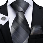 Kit Gravata Masculina DiBanGu com Lenço e Abotoaduras