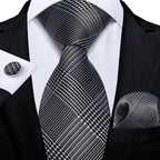Kit Gravata Masculina DiBanGu com Lenço e Abotoaduras