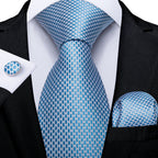 Kit Gravata Masculina DiBanGu com Lenço e Abotoaduras