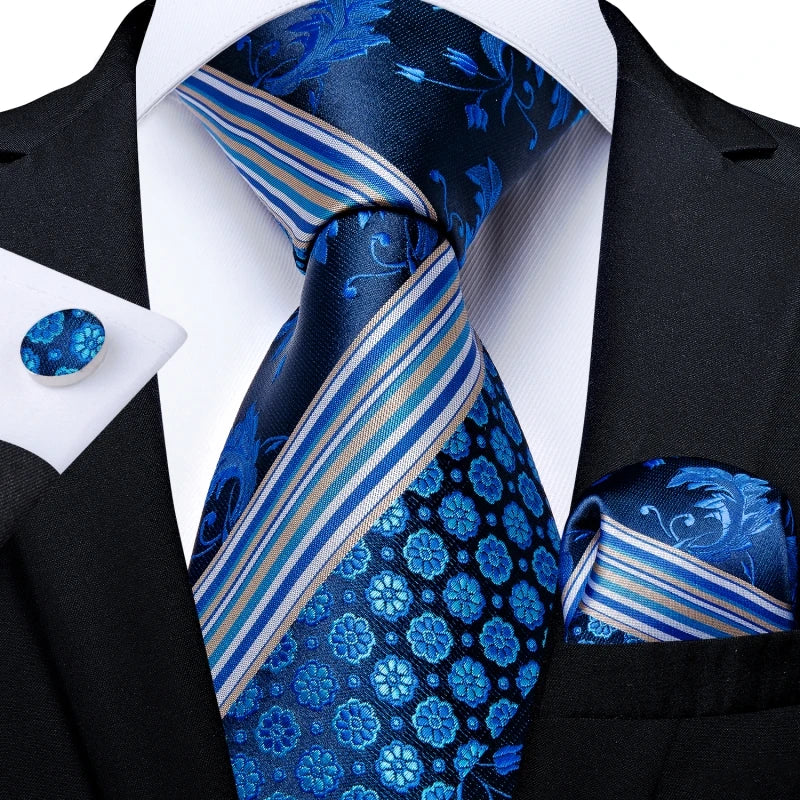 Conjunto Gravata Masculina Clássica 8 cm com Lenço de Bolso