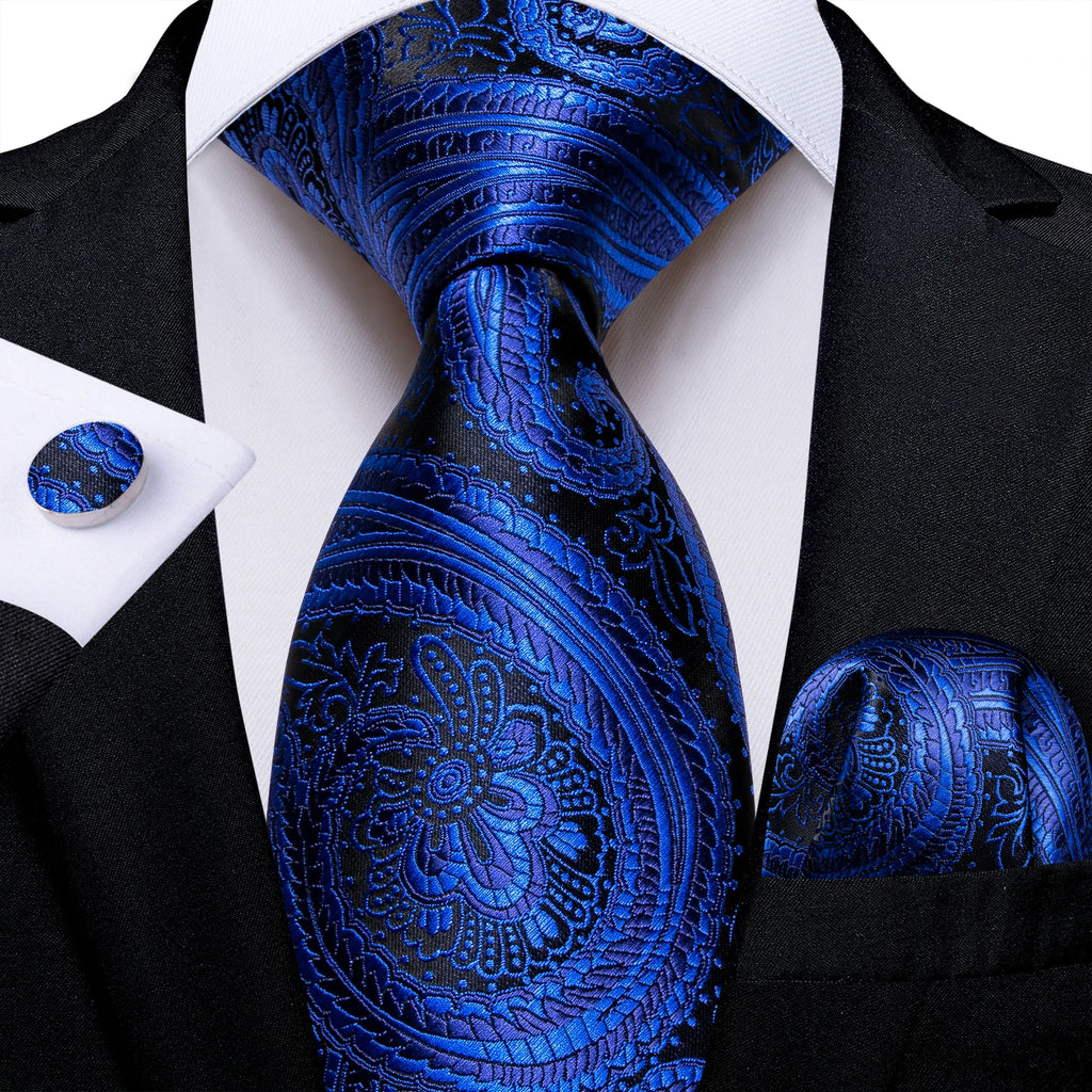 Conjunto Gravata Masculina Clássica 8 cm com Lenço de Bolso