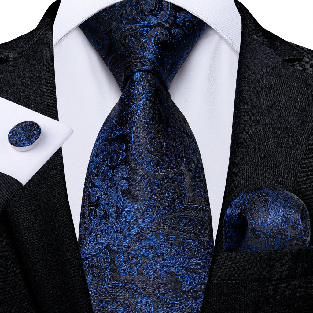 Conjunto Gravata Masculina Clássica 8 cm com Lenço de Bolso