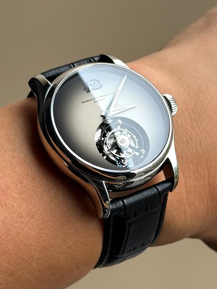 Relógio Masculino MERKUR Tourbillon 42 mm | Safira e Couro