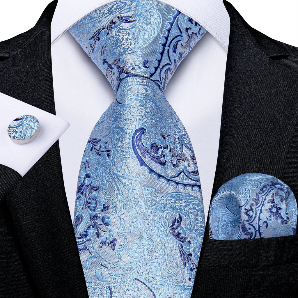 Conjunto Gravata Masculina Clássica 8 cm com Lenço de Bolso