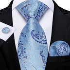 Conjunto Gravata Masculina Clássica 8 cm com Lenço de Bolso