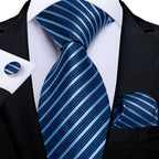 Conjunto Gravata Masculina Clássica 8 cm com Lenço de Bolso
